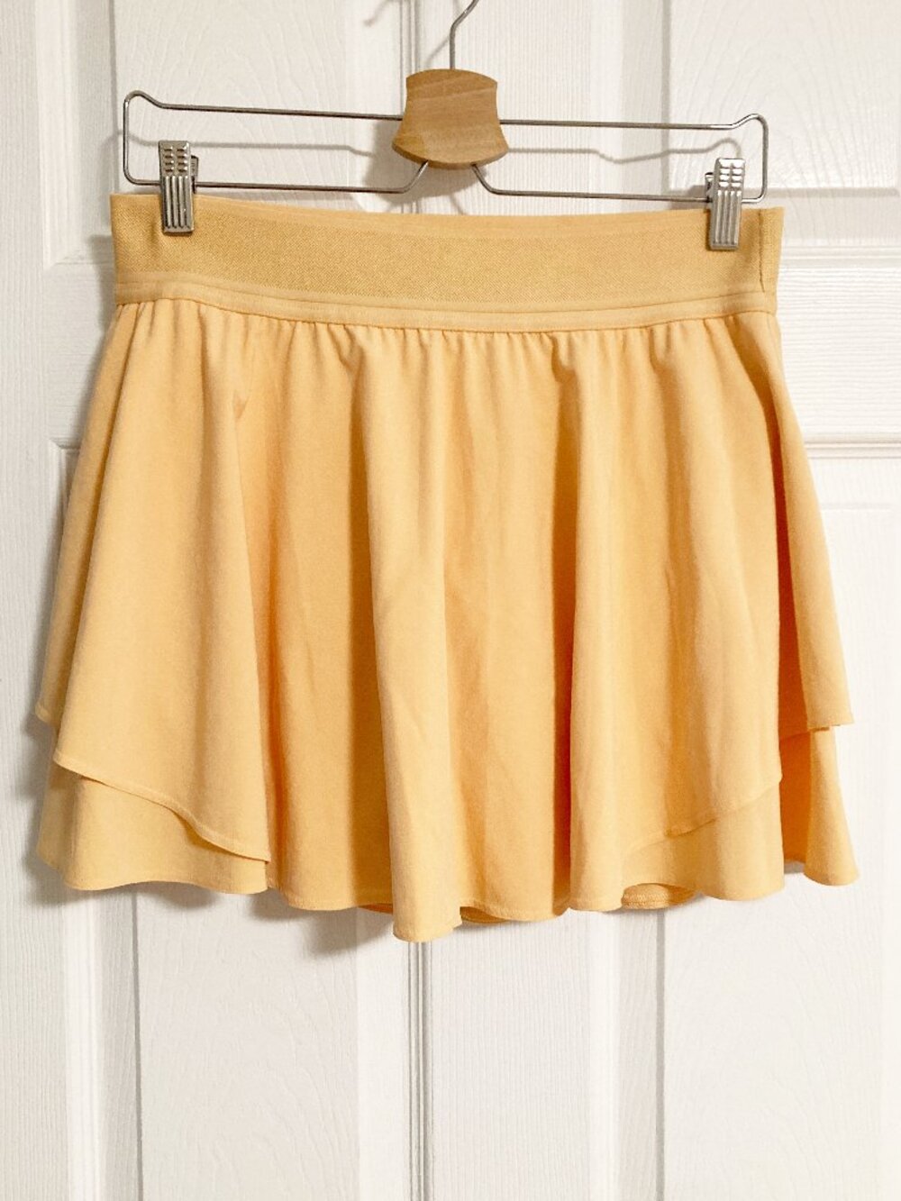 Lululemon Court Rival High-Rise Skirt Size 8 Summer Glow 4" Inseam